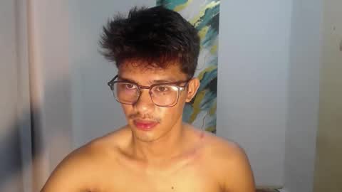 Snapshot of naughtyjosh_ chatting on 19, 5, 2026 Josh online show from 19, 5, 2026