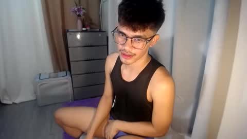 Snapshot of naughtyjosh_ chatting on 23, 5, 2026 Josh online show from 23, 5, 2026