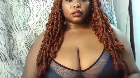 Snapshot of naughtylisah chatting on 10, 11, 2025 naughtylisah online show from 10, 11, 2025