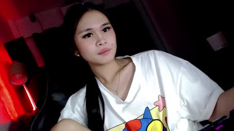 your girlfriend mira online show from 23, 9, 2025