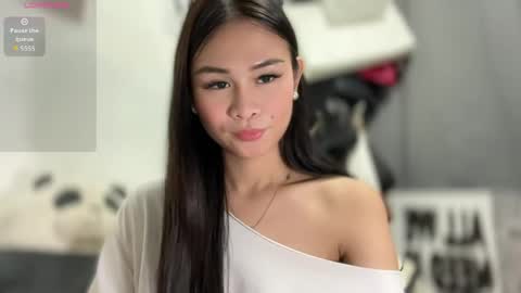 your girlfriend mira online show from 1, 5, 2026