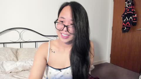 Snapshot of naughtynerdygirl chatting on 12, 1, 2025 Gigi Chu online show from 12, 1, 2025