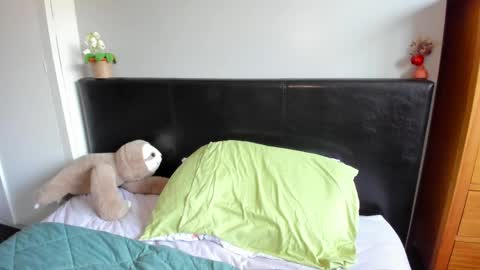 Snapshot of naughtynerdygirl chatting on 26, 5, 2026 Gigi Chu online show from 26, 5, 2026