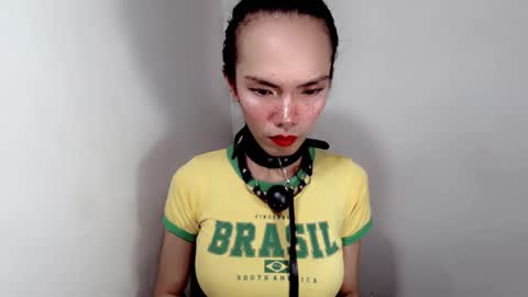 naughtypetiteangel online show from 19, 11, 2025