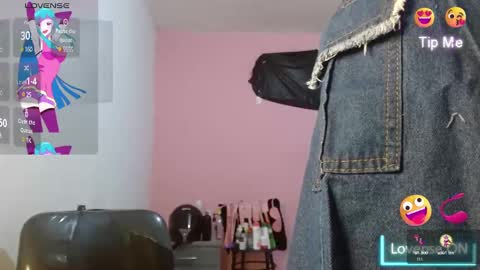 Snapshot of naughtyplayass chatting on 18, 12, 2024 naughtyplayass online show from 18, 12, 2024