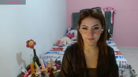 Snapshot of naughtyplayass chatting on 6, 2, 2025 naughtyplayass online show from 6, 2, 2025