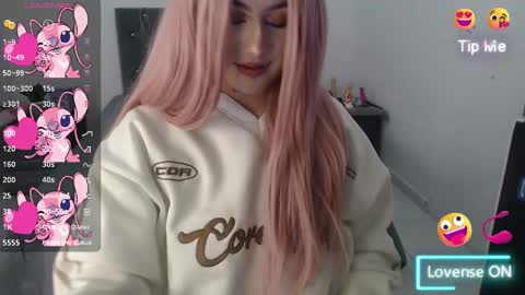 Snapshot of naughtyplayass chatting on 17, 9, 2025 naughtyplayass online show from 17, 9, 2025