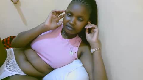 naughtyqueen online show from 19, 10, 2025