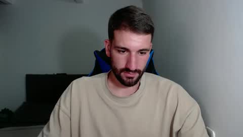 Snapshot of naugthy18boy chatting on 10, 12, 2024 Nico online show from 10, 12, 2024