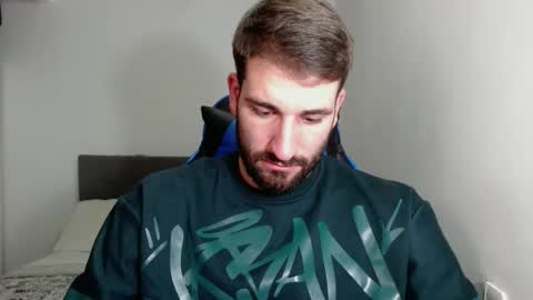 Snapshot of naugthy18boy chatting on 17, 1, 2025 Nico online show from 17, 1, 2025