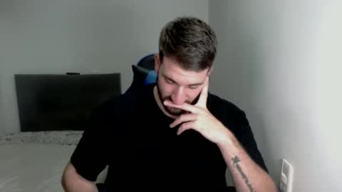 Snapshot of naugthy18boy chatting on 4, 3, 2025 Nico online show from 4, 3, 2025