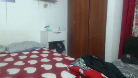 Snapshot of naugthymilf23 chatting on 2, 12, 2024 keyra online show from 2, 12, 2024