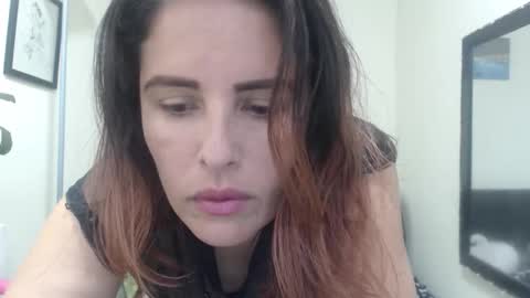 Snapshot of naugthymilf23 chatting on 23, 2, 2026 keyra online show from 23, 2, 2026