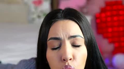 Nico online show from 2, 3, 2026