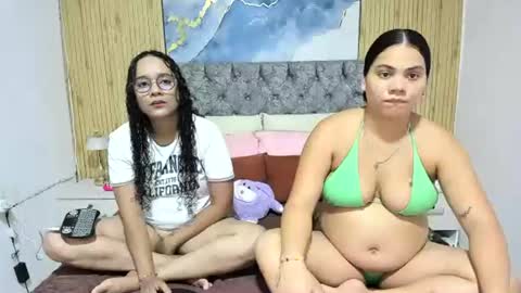 nay_and_aleja online show from 24, 7, 2026