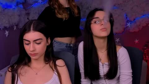 Naya online show from 20, 4, 2026