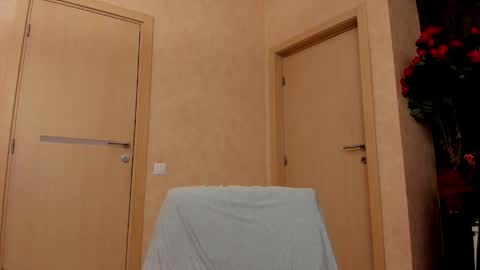 Eliza online show from 19, 4, 2026