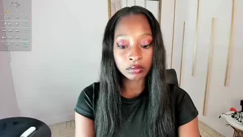 Nayaris 3 online show from 11, 2, 2025