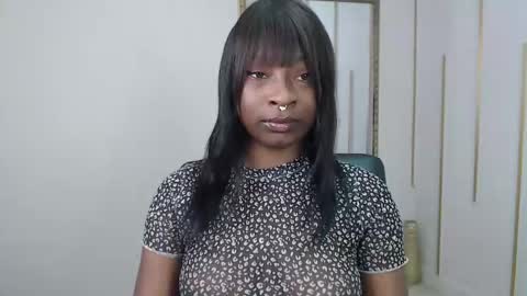 Nayaris 3 online show from 24, 4, 2026