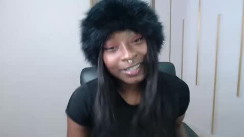 Nayaris 3 online show from 26, 4, 2026