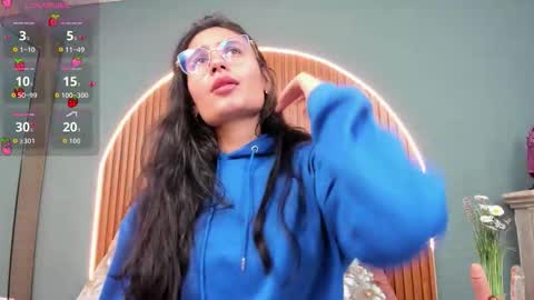 Naye  online show from 5, 11, 2025