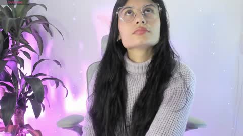 Naye  online show from 5, 4, 2026