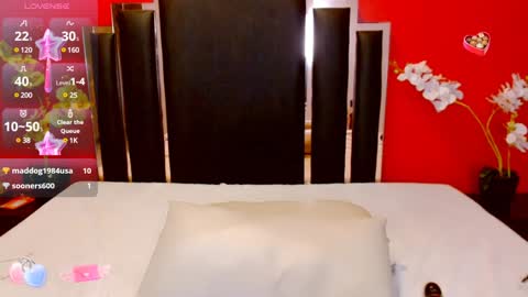 Lady Nayla online show from 4, 2, 2025