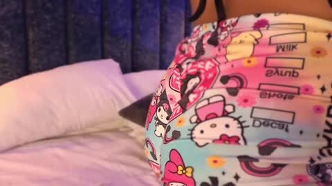 Snapshot of naylapot_ chatting on 5, 3, 2025 Juli online show from 5, 3, 2025