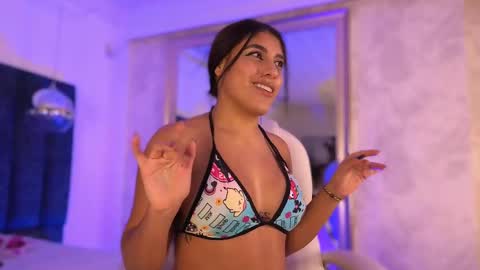 Snapshot of naylapot_ chatting on 5, 3, 2025 Juli online show from 5, 3, 2025