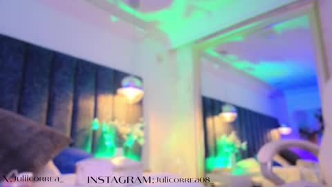 Snapshot of naylapot_ chatting on 13, 9, 2025 Juli online show from 13, 9, 2025