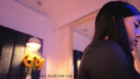 Snapshot of naylapot_ chatting on 24, 10, 2025 Juli online show from 24, 10, 2025