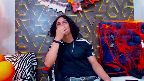 Snapshot of nazper_ chatting on 28, 10, 2025 Nazper online show from 28, 10, 2025