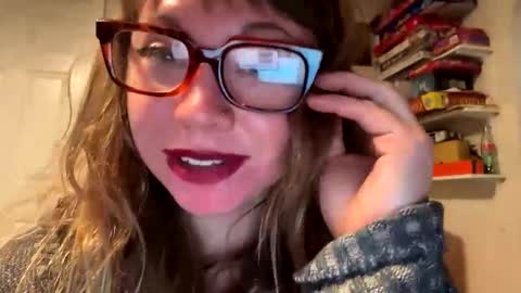 Nealiana online show from 6, 12, 2024