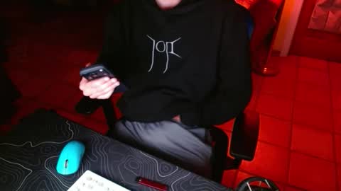 tootired online show from 5, 4, 2026