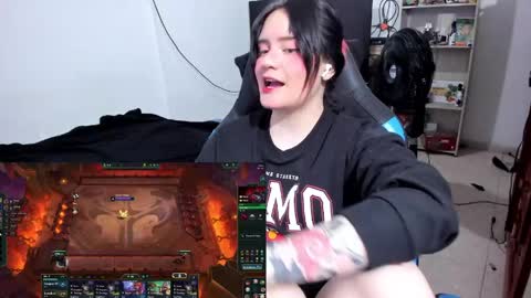 Geek Nicole    im Neeko UwU online show from 1, 3, 2026