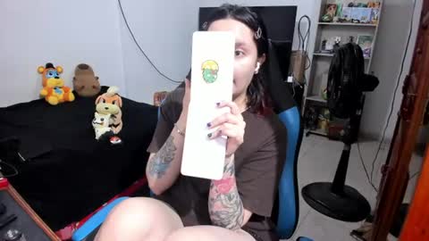 Geek Nicole    im Neeko UwU online show from 15, 7, 2026