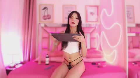 nefera_nox online show from 15, 12, 2025