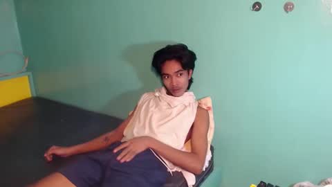 neil_asian69 online show from 16, 4, 2026