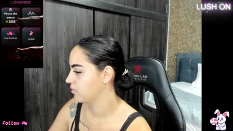 neith_xue online show from 24, 1, 2025