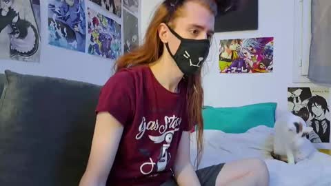 Snapshot of neko_nyaaa chatting on 5, 10, 2025 Neko online show from 5, 10, 2025