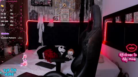 Snapshot of nekomisaki chatting on 13, 1, 2025 Miah online show from 13, 1, 2025