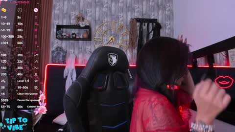 Snapshot of nekomisaki chatting on 19, 1, 2025 Miah online show from 19, 1, 2025