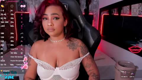 Snapshot of nekomisaki chatting on 6, 2, 2025 Miah online show from 6, 2, 2025