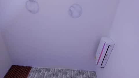 Snapshot of nekomisaki chatting on 15, 2, 2025 Miah online show from 15, 2, 2025