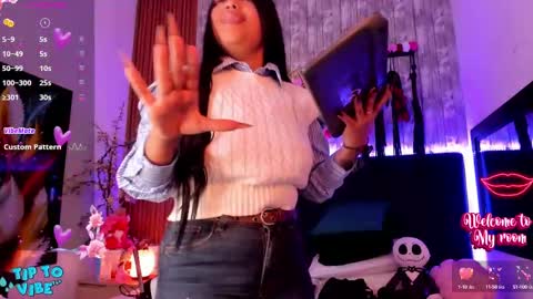 Snapshot of nekomisaki chatting on 7, 10, 2025 Miah online show from 7, 10, 2025