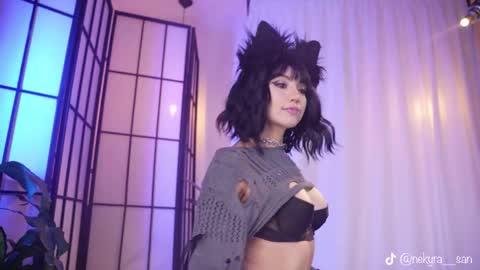 Snapshot of nekyra_san chatting on 14, 11, 2025 Mely Birthday party saturday night BYO online show from 14, 11, 2025