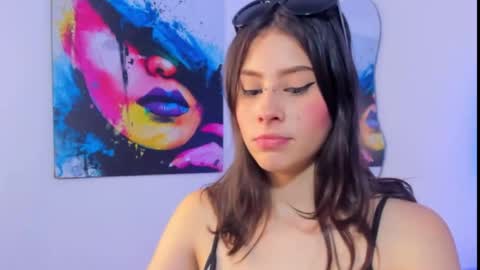 nenaarisk online show from 22, 4, 2026