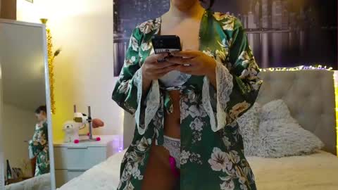 Nenette online show from 15, 5, 2026