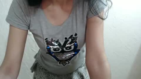 Nensy online show from 4, 1, 2025