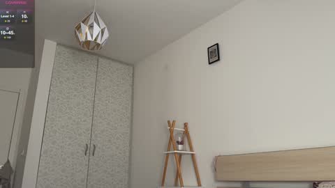 Snapshot of neondemon_ chatting on 4, 12, 2024 maeve online show from 4, 12, 2024